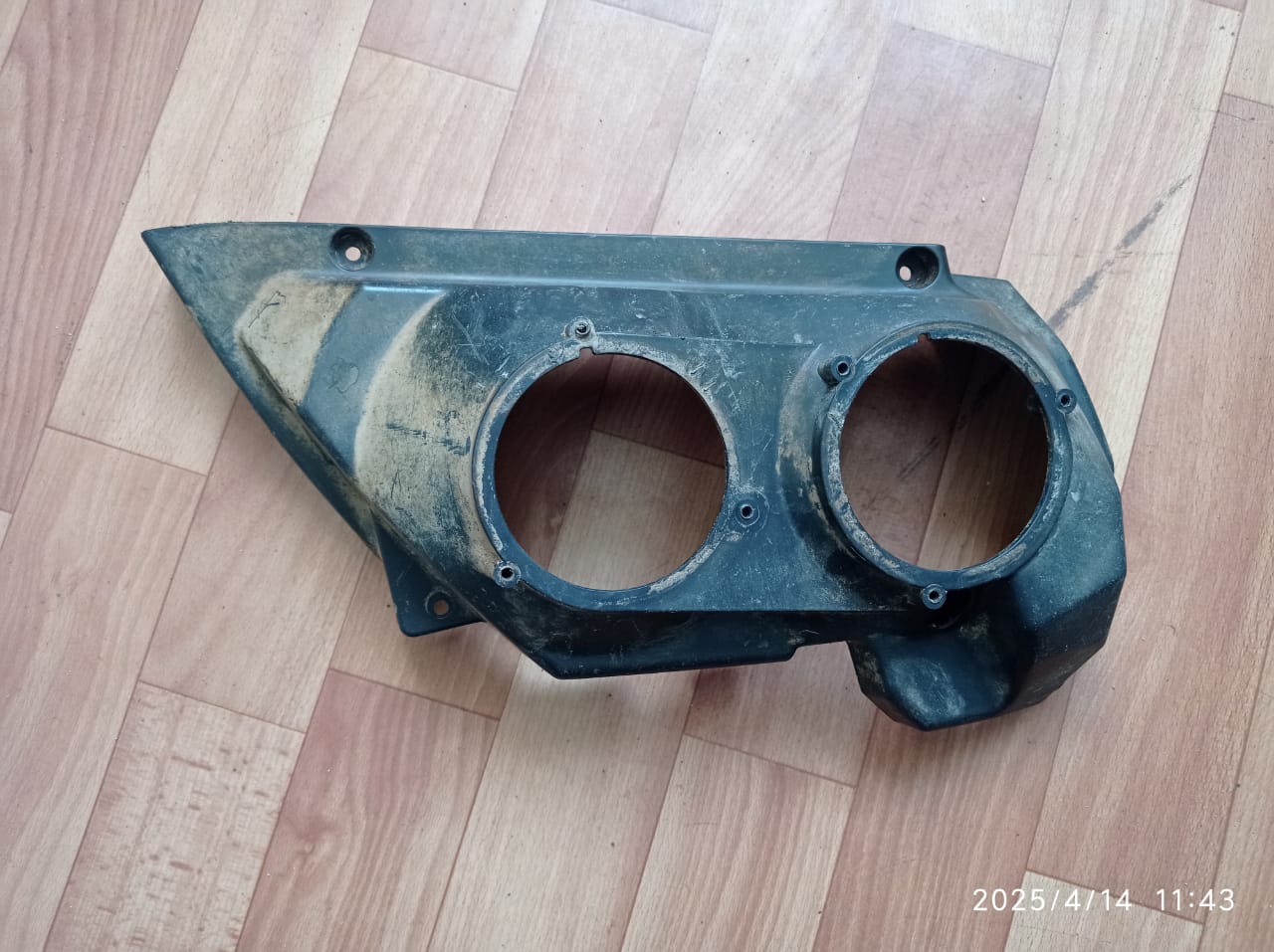 Cf-Moto	7020-040314	Кожух заднего правого фонаря X8 (деталь БУ)